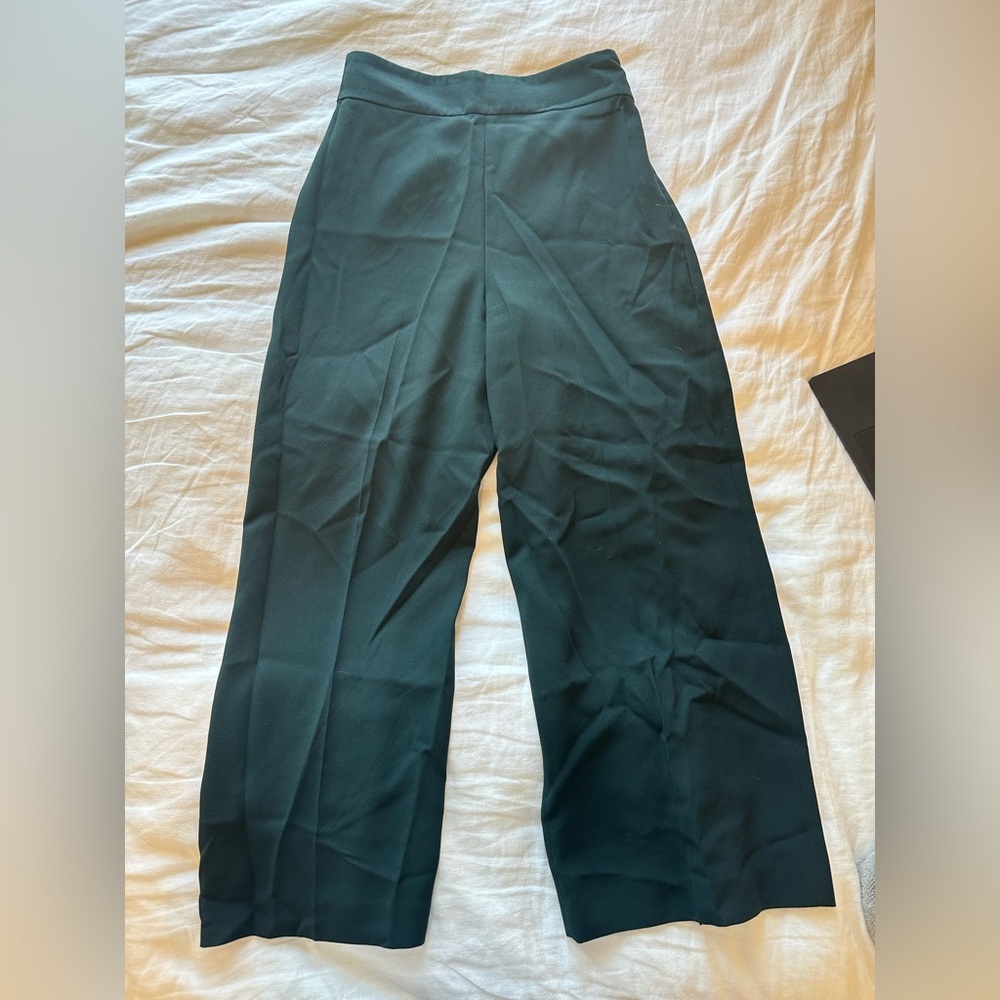 ZARA | Elegant Women's Green Pants
